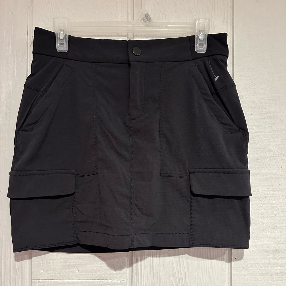 Athleta Trekkie Cargo Skort Mini Skirt